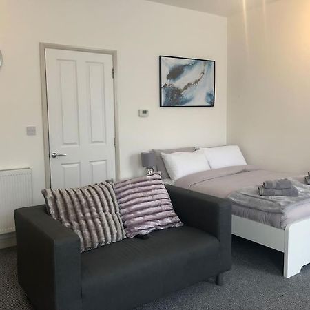 Newly Renovated Modern Studio Apartment Penzance Exterior foto